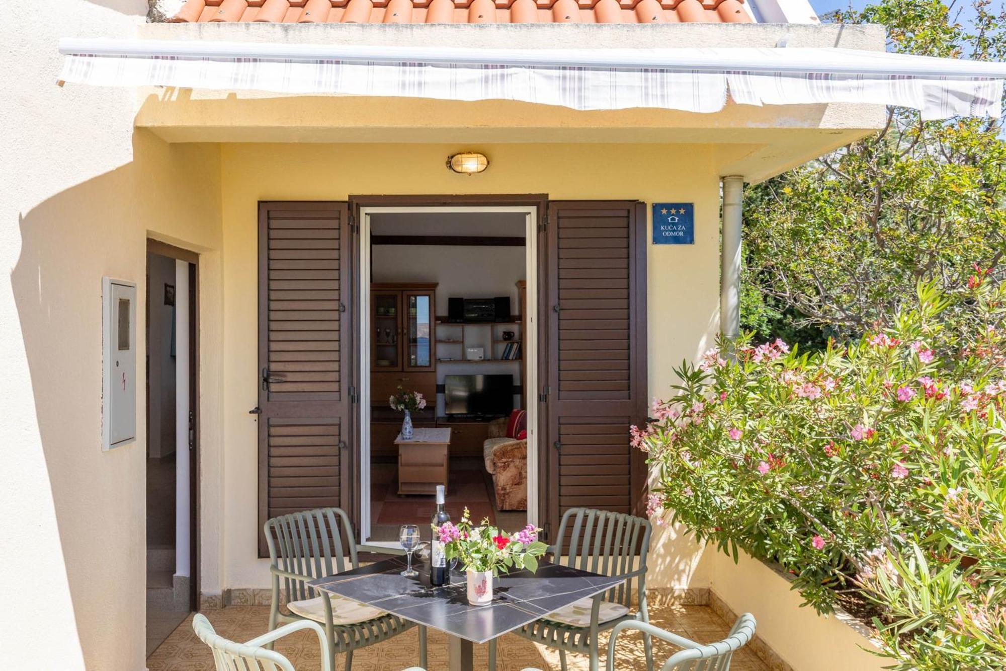 Beachfront House Nada - Happy Rentals كارلوباغ المظهر الخارجي الصورة